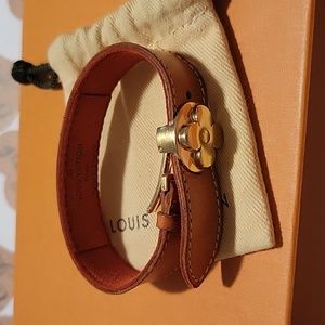 LV Flower metal and leather strap bracelet